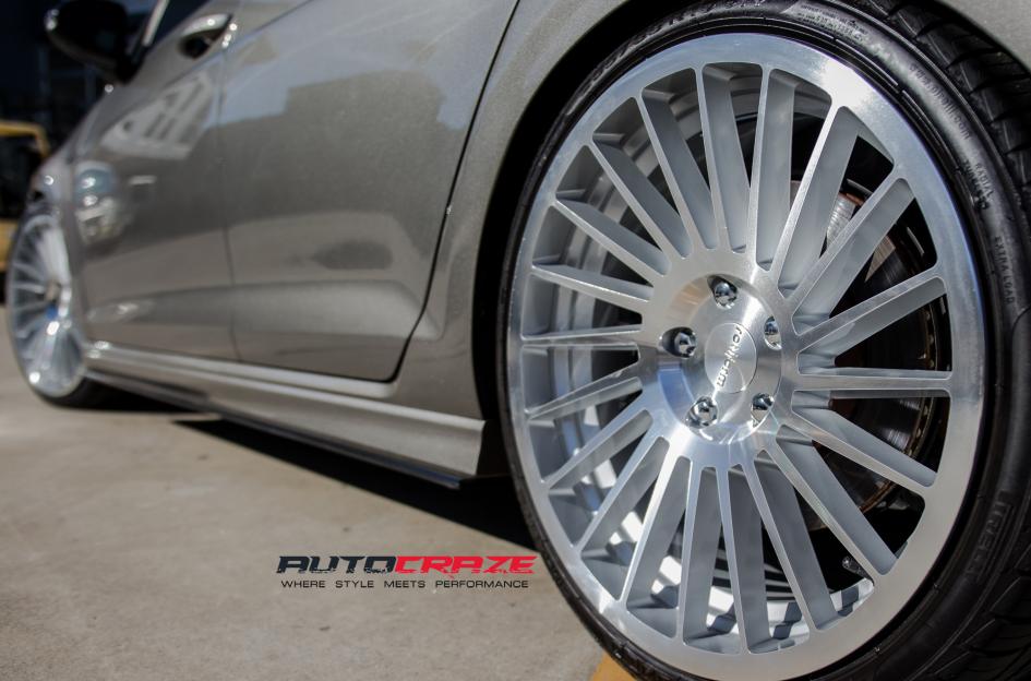 VOLKSWAGEN GOLF IND T SILVER MACHINED FACE